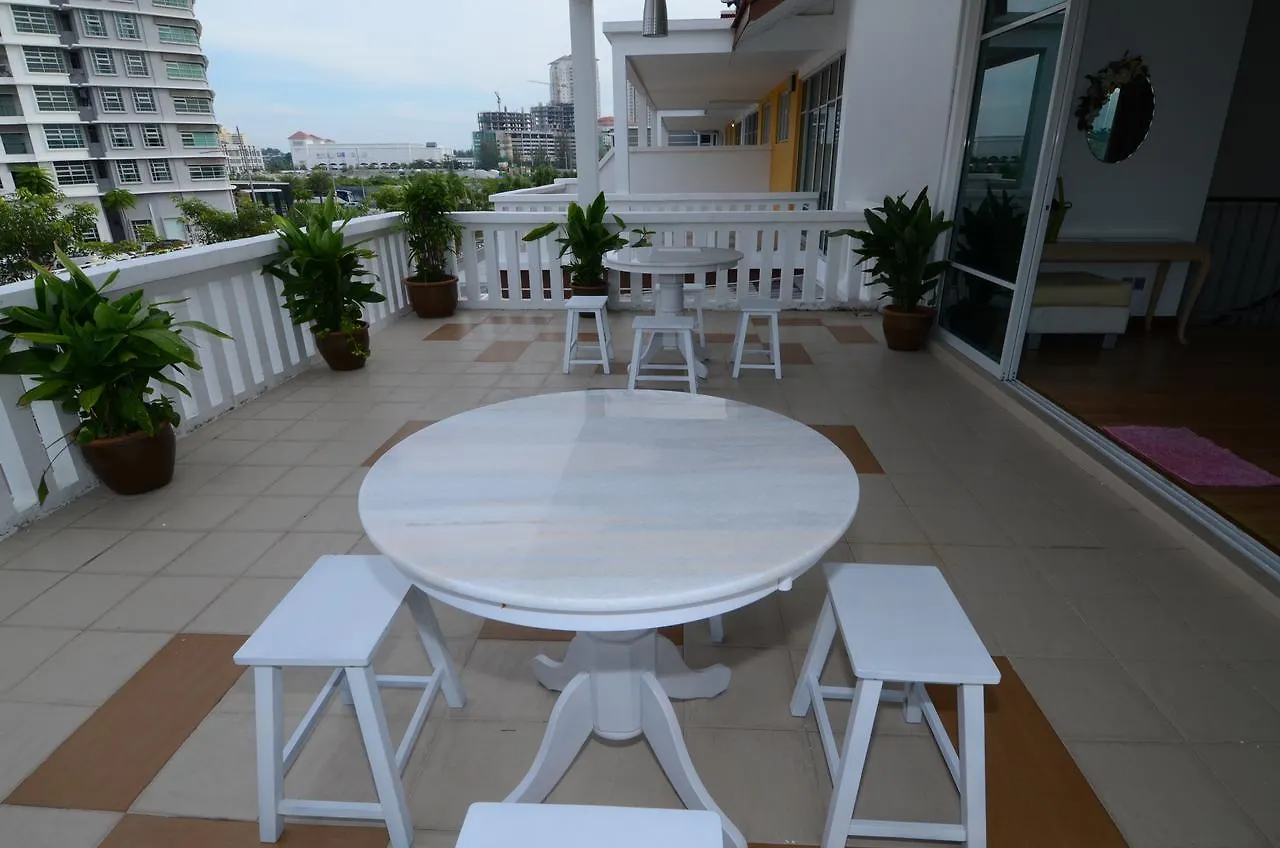 Affittacamere Felice Homestay 01 Corner George Town