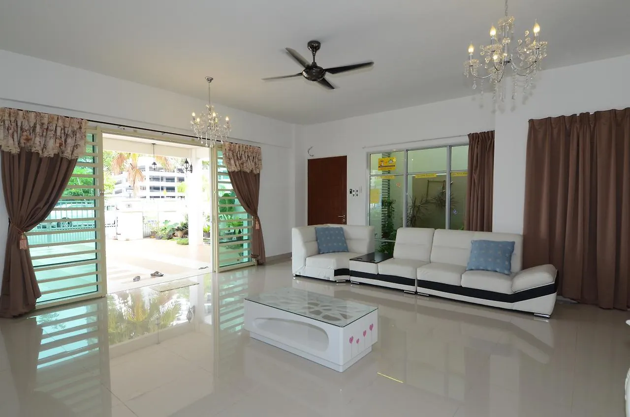 Felice Homestay 01 Corner Georgetown 4*, George Town